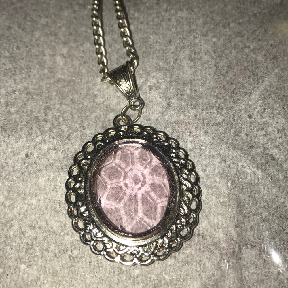 New Victorian style pink crystal pendant necklace